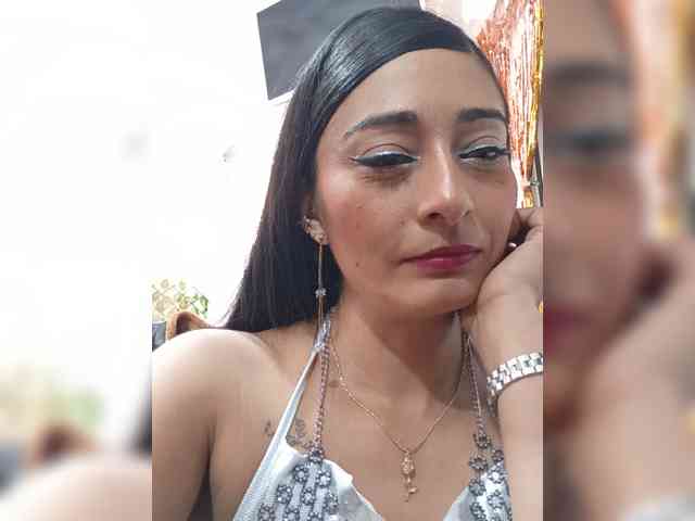 Bella-152 webcam