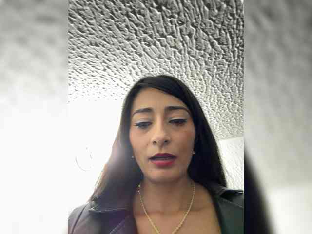 Bella-152 webcam
