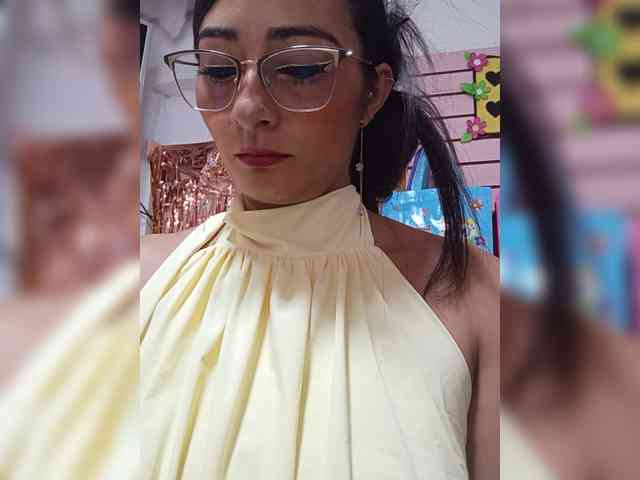 Bella-152 webcam
