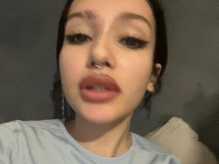 camillaa Porn Show