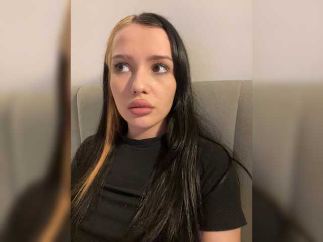 camillaa's BongaCams show and profile