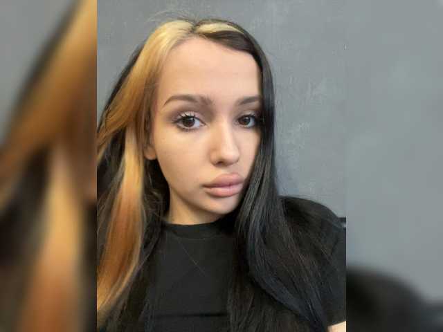 camillaa's BongaCams show and profile