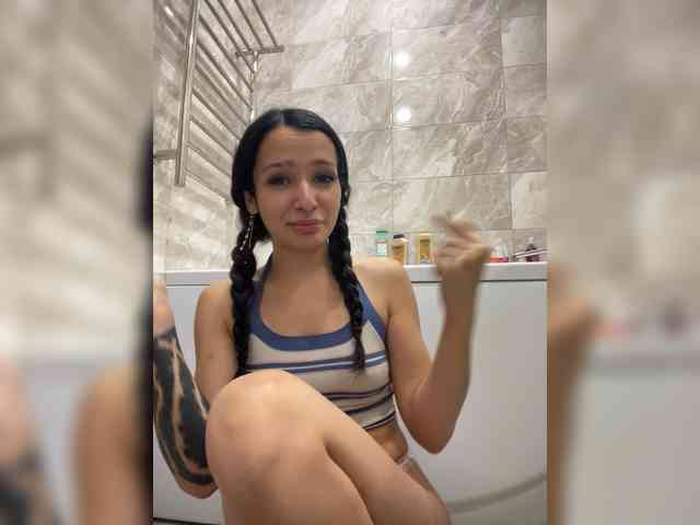 camillaa webcam