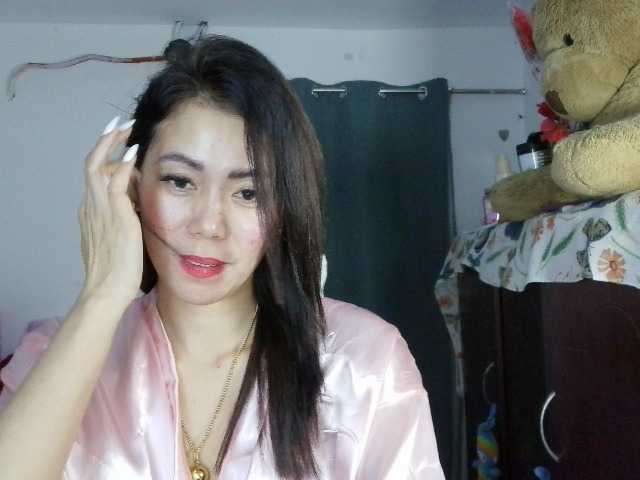 xyzhoney69 live cam on BongaCams