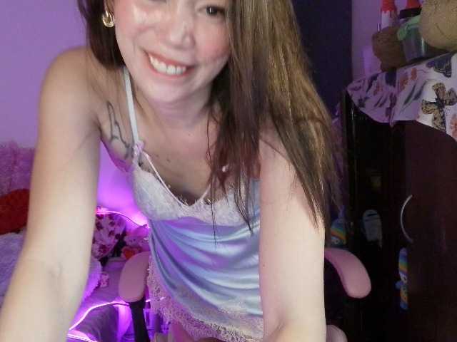 xyzhoney69 live webcam show