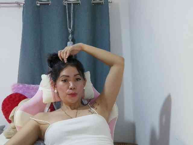 xyzhoney69 webcam