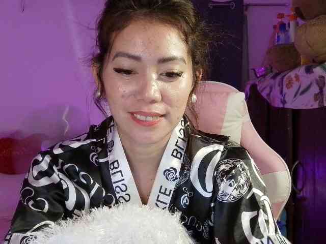 xyzhoney69 webcam