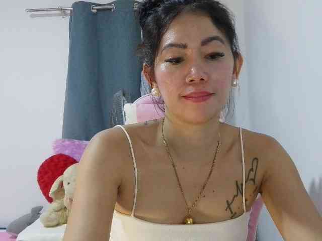 xyzhoney69 webcam