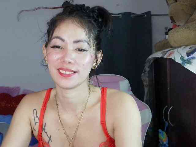 xyzhoney69 webcam