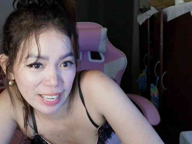 xyzhoney69 webcam