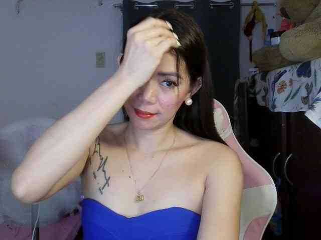 xyzhoney69 webcam