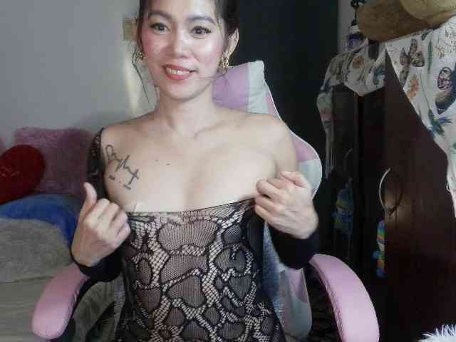 xyzhoney69 webcam