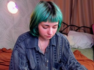 Scarle-Whisper Porn Show