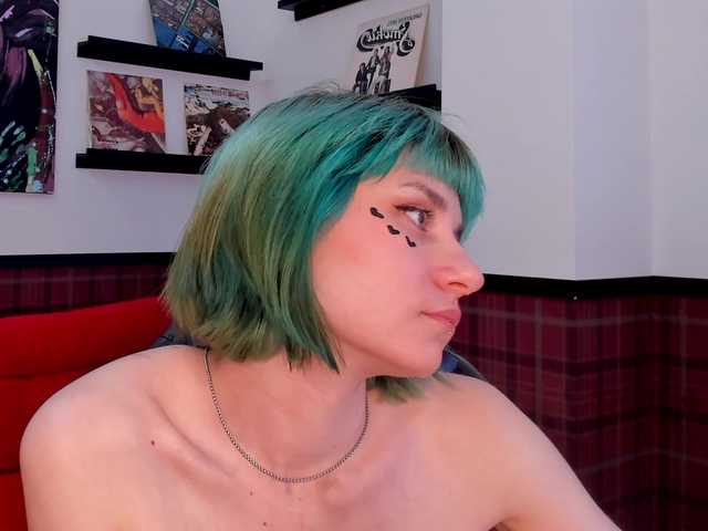 scarle-whisper live sex