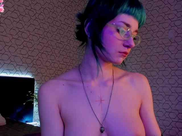 Scarle-Whisper Live Webcam on BongaCams