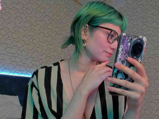 Scarle-Whisper webcam