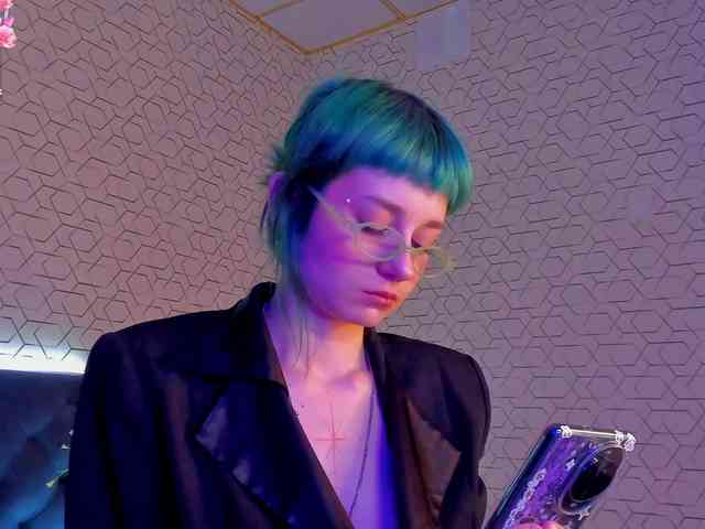 Scarle-Whisper webcam