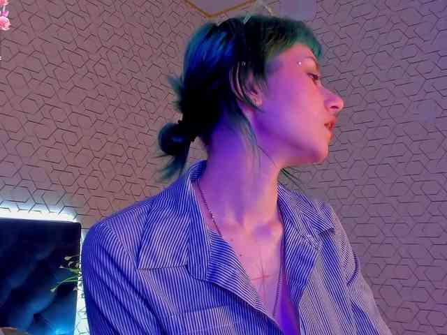 Scarle-Whisper Live Webcam on BongaCams