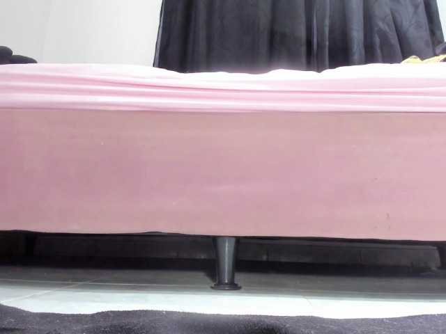 Sweet38Andrea live cam on BongaCams