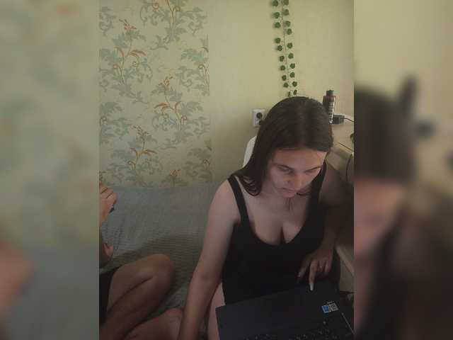 ohyet-kiss live cam on BongaCams