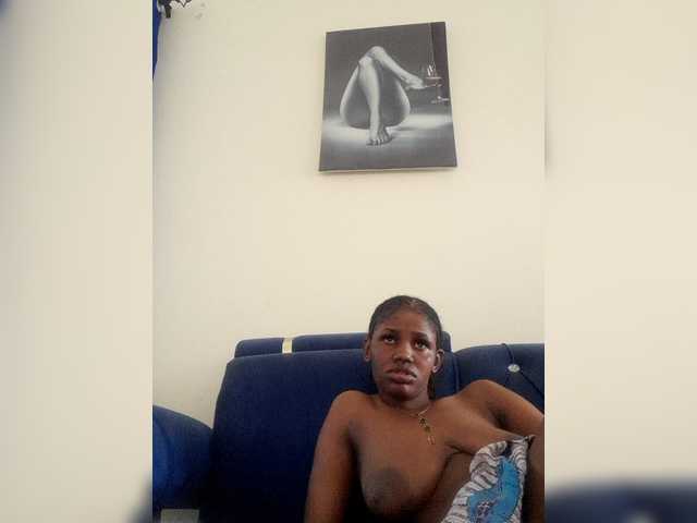 PinkKittyy's BongaCams show and profile