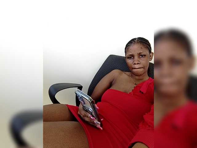 PinkKittyy's BongaCams show and profile