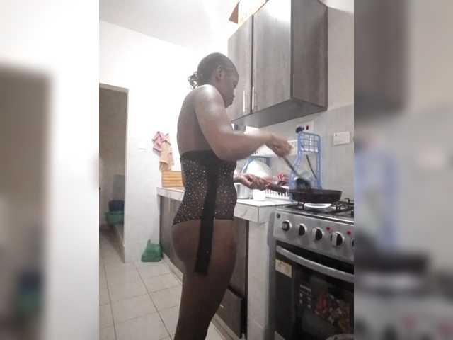 PinkKittyy's BongaCams show and profile