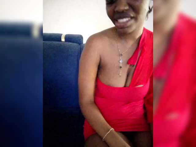 PinkKittyy's BongaCams show and profile