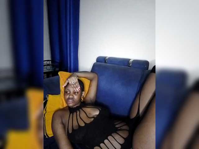 PinkKittyy's BongaCams show and profile