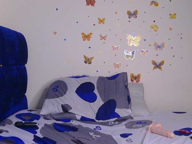 PinkKittyy live cam on BongaCams