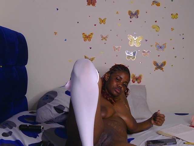 PinkKittyy live cam on BongaCams