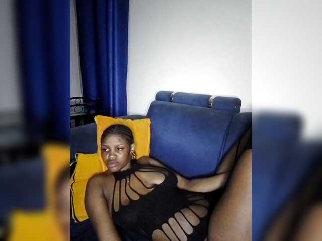 PinkKittyy's BongaCams show and profile