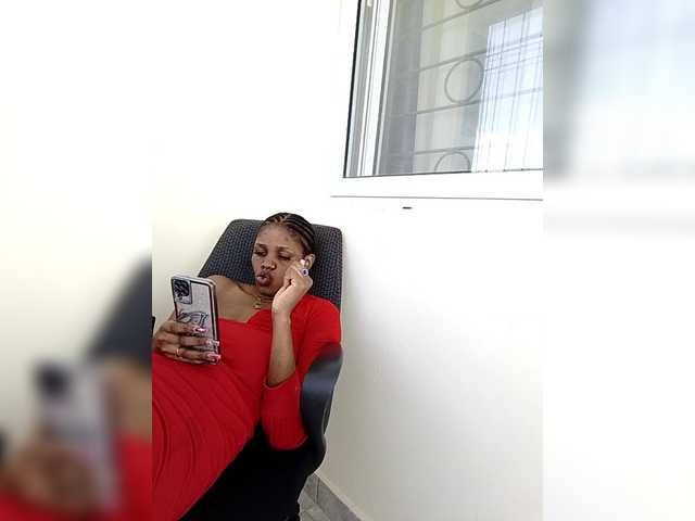 PinkKittyy's BongaCams show and profile