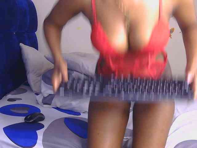 PinkKittyy webcam