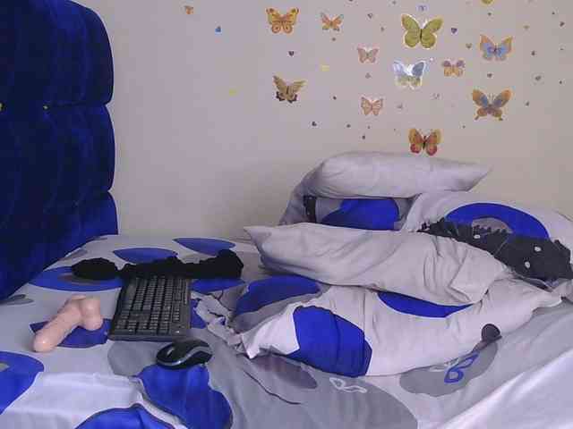 PinkKittyy webcam