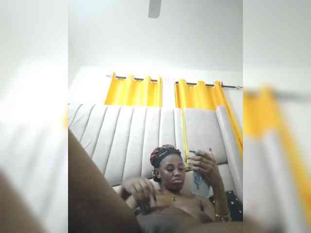 PinkKittyy webcam