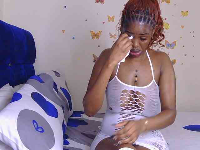 PinkKittyy webcam
