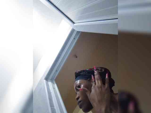 Model: PinkKittyy