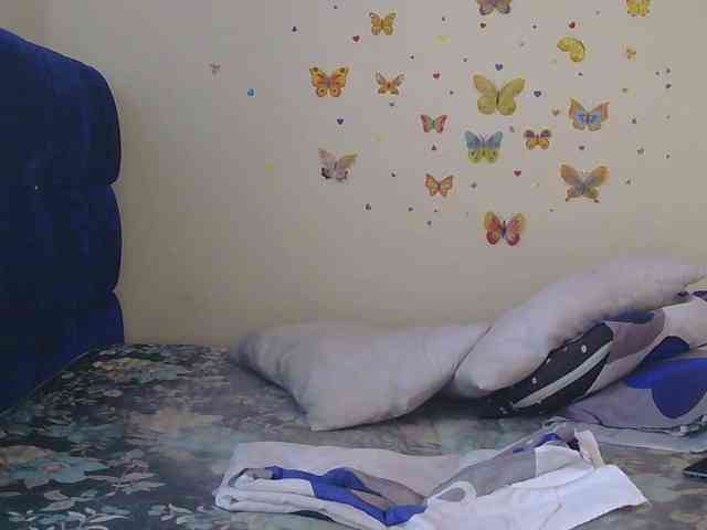 PinkKittyy webcam