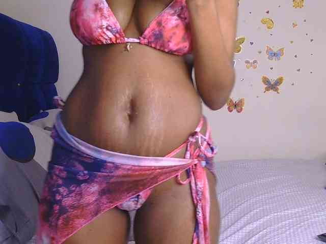 PinkKittyy webcam