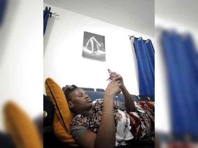 PinkKittyy webcam