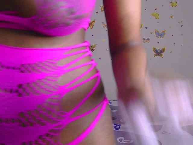 PinkKittyy webcam