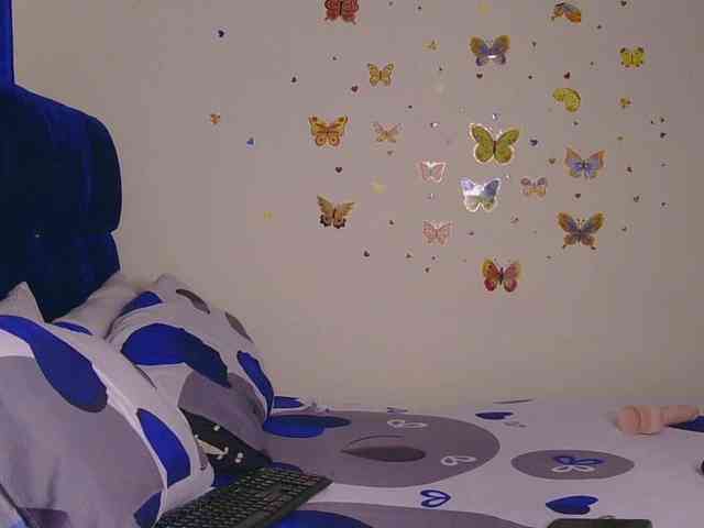 PinkKittyy webcam