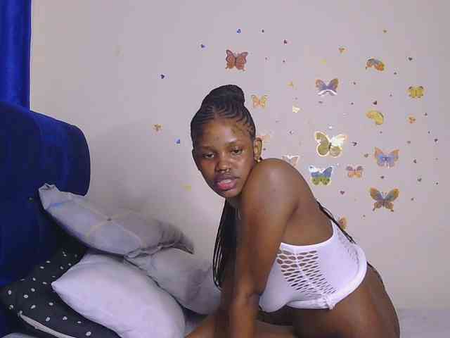 PinkKittyy webcam