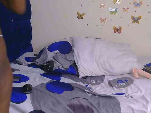 PinkKittyy webcam