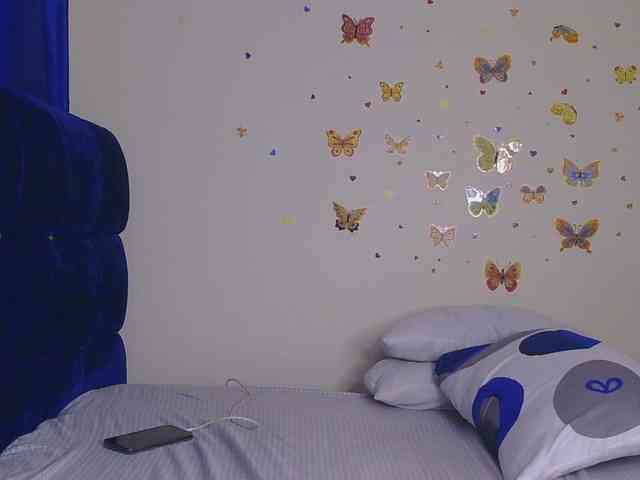 PinkKittyy webcam