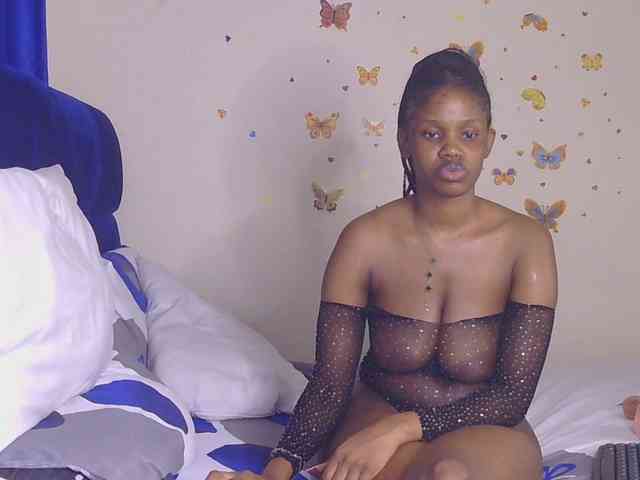 PinkKittyy webcam