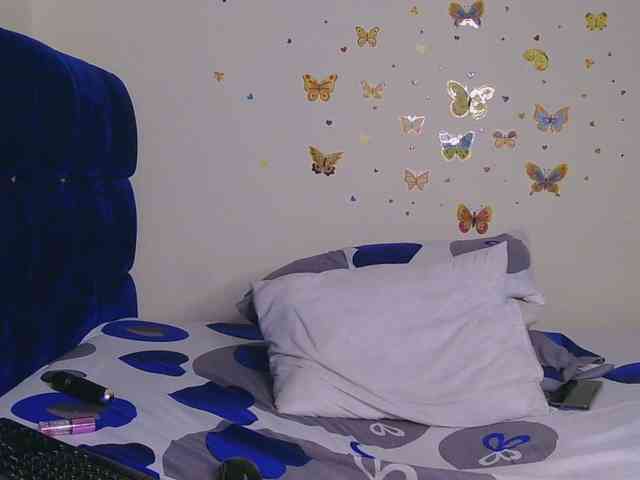 PinkKittyy webcam