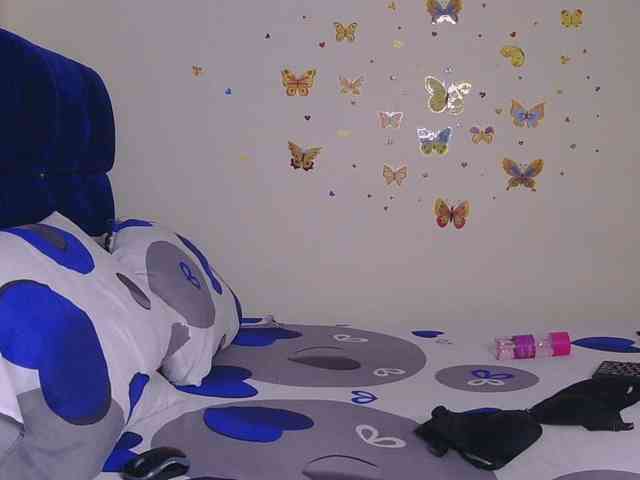 PinkKittyy webcam