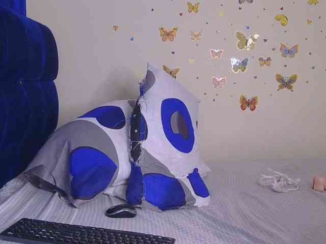 PinkKittyy webcam
